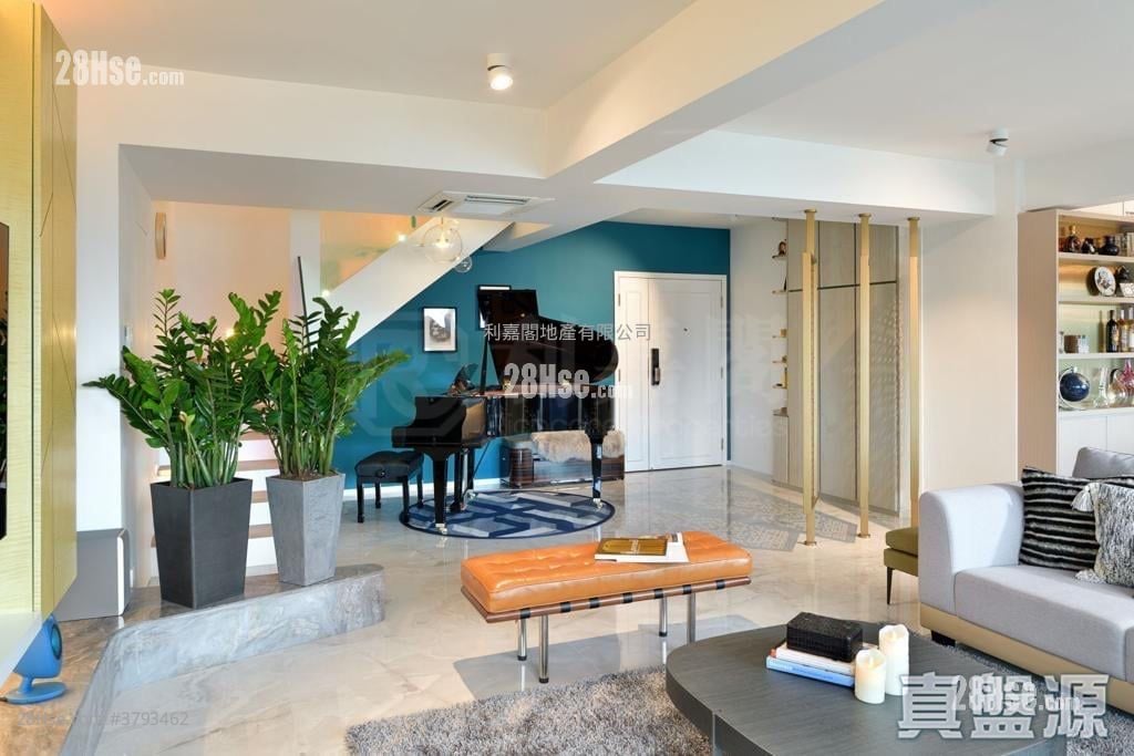 King's Park Villa Sell 3 Bedrooms 1,812 ft²