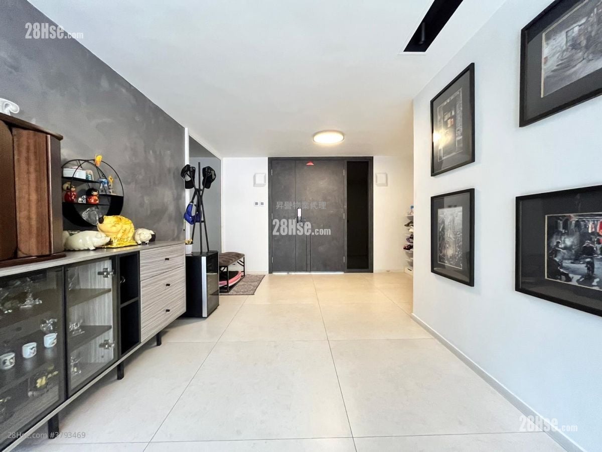 御花园 售盘 3 房 , 3 浴室 1,234 平方尺