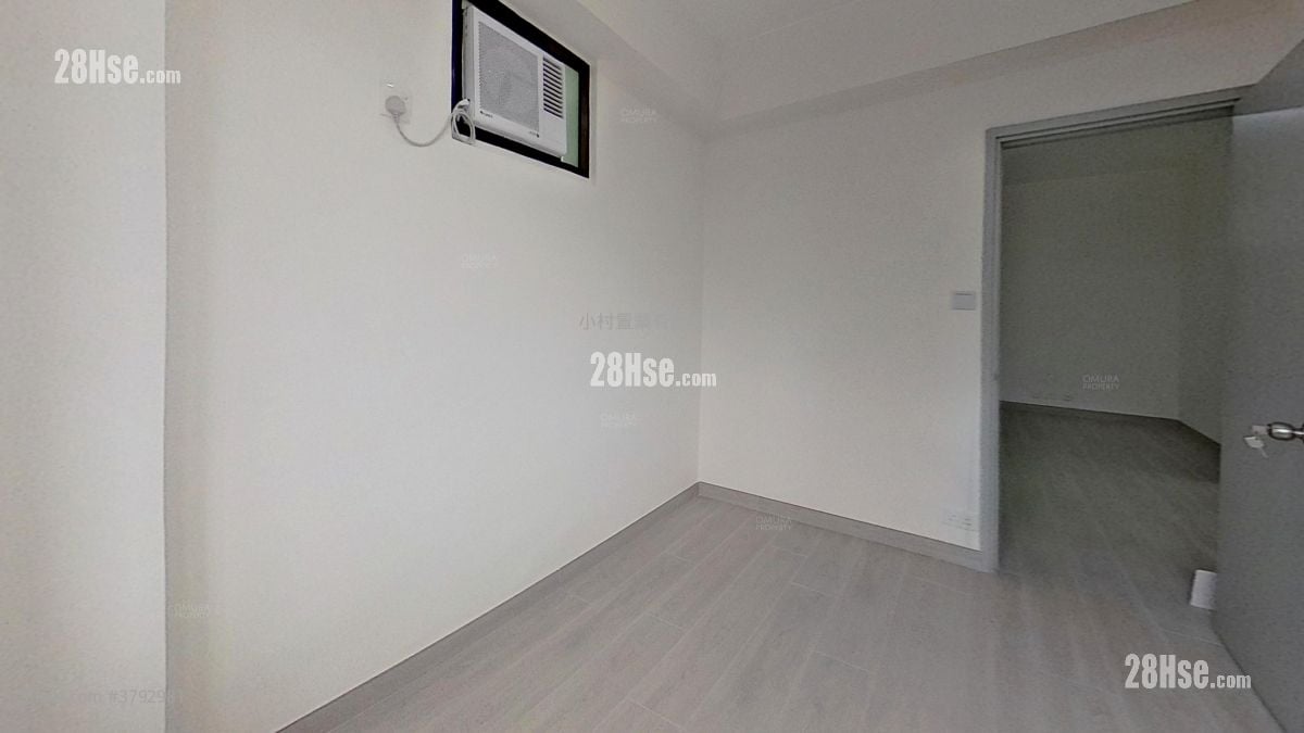 bedroom 2: Fook Chi Building Rental 3 Bedrooms , 1 Bathroom 513 ft²