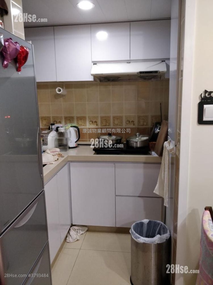 康华苑 租盘 2 房 , 1 浴室 380 平方尺