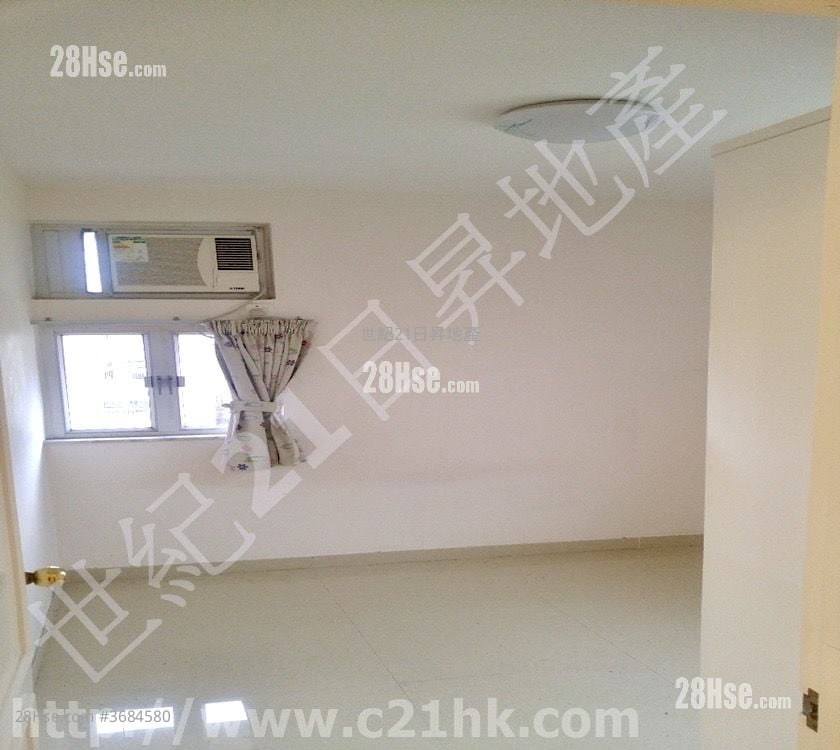 Bedford Gardens Sell 2 Bedrooms , 1 Bathroom 547 ft²