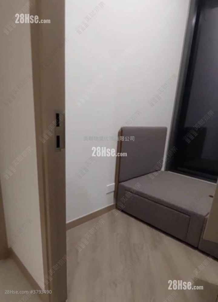 Sierra Sea Sell 2 Bedrooms , 1 Bathroom 461 ft²