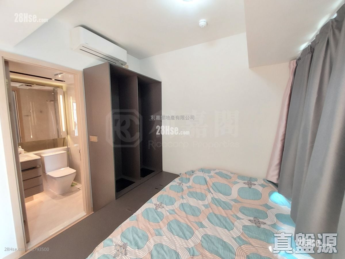 K. Summit Rental 293 ft²