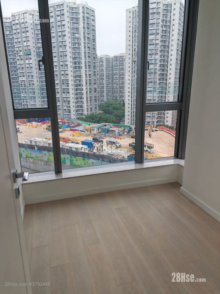 Koko Hills Sell 1 Bedroom , 1 Bathroom 334 ft²
