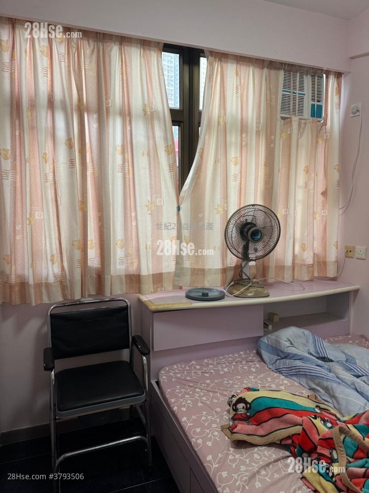 乐群大厦 售盘 2 房 , 1 浴室 636 平方尺