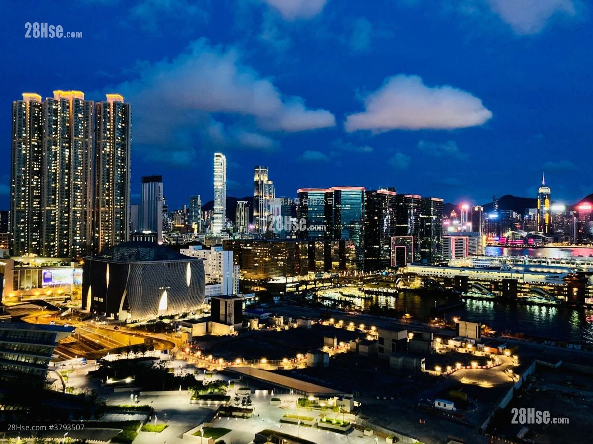 凯旋门 售盘 3 房 , 2 浴室 867 平方尺