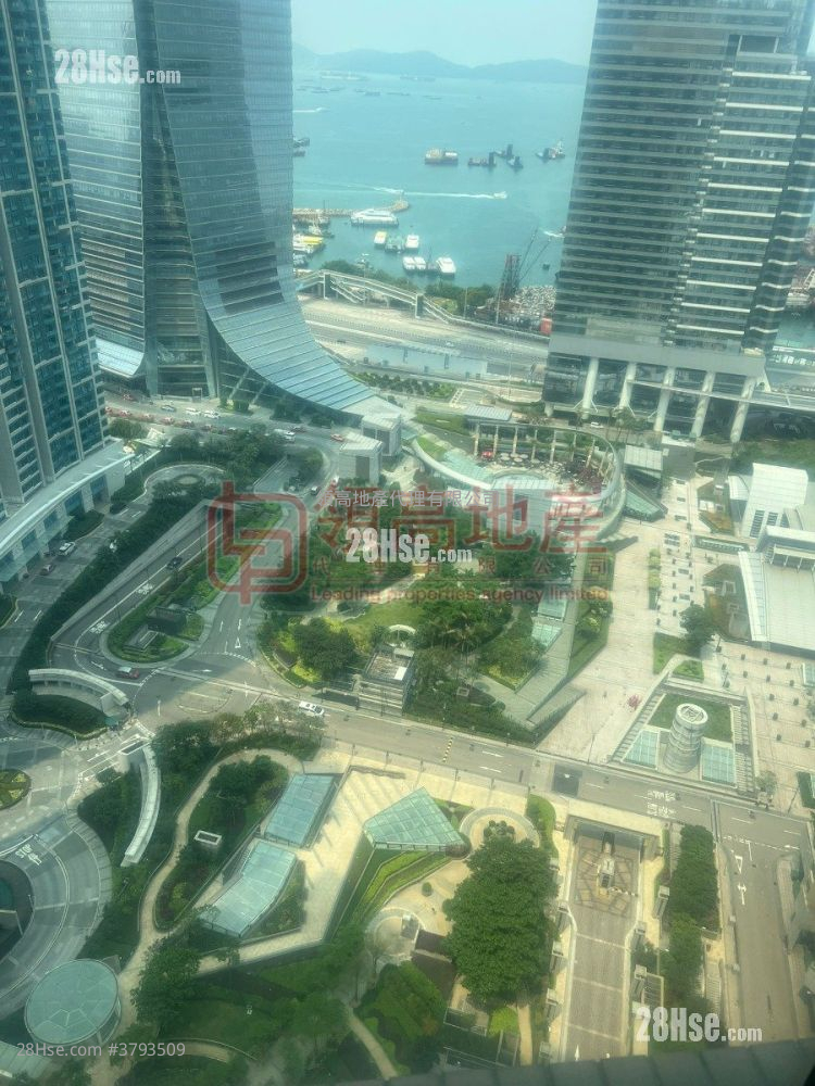 凯旋门 租盘 1 房 , 1 浴室 420 平方尺