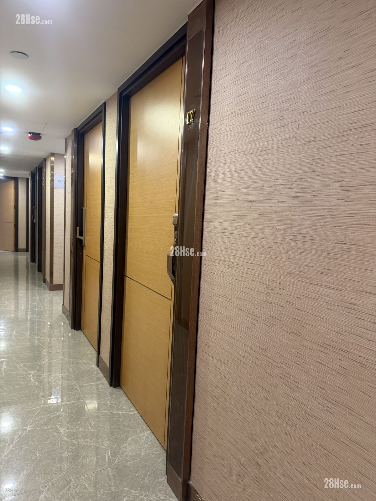 Man Foong Industrial Building Rental 3 Bedrooms 255 ft²