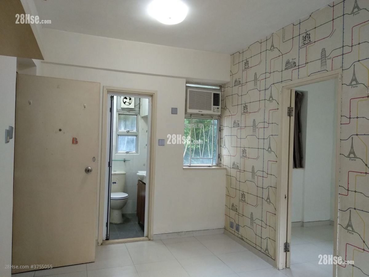 Sunny Court Sell 2 Bedrooms , 1 Bathroom 340 ft²
