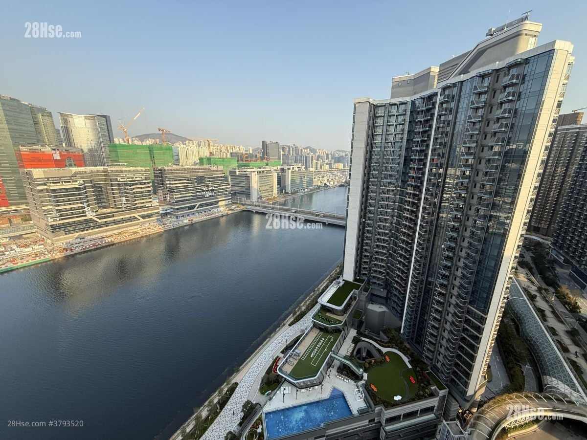 Twin Victoria Rental 2 Bedrooms , 1 Bathroom 440 ft²