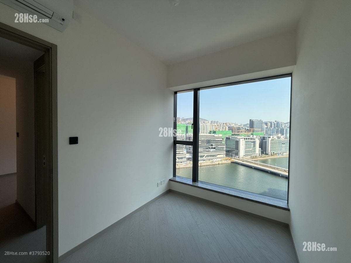 Twin Victoria Rental 2 Bedrooms , 1 Bathroom 440 ft²