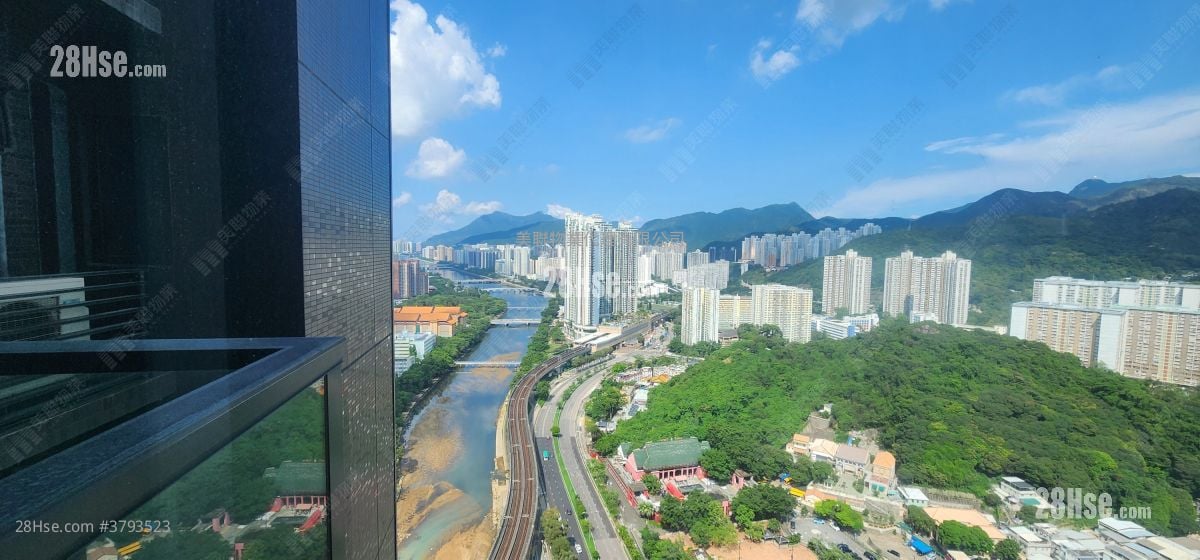 柏傲庄 售盘 3 房 754 平方尺