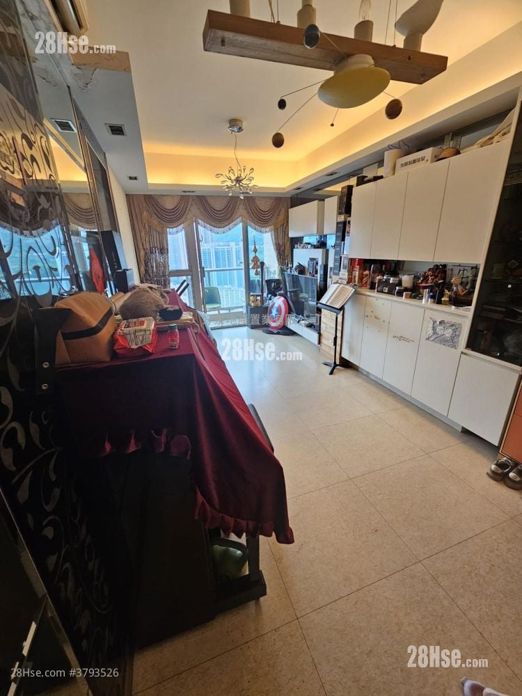 Vision City Sell 3 Bedrooms , 1 Bathroom 668 ft²