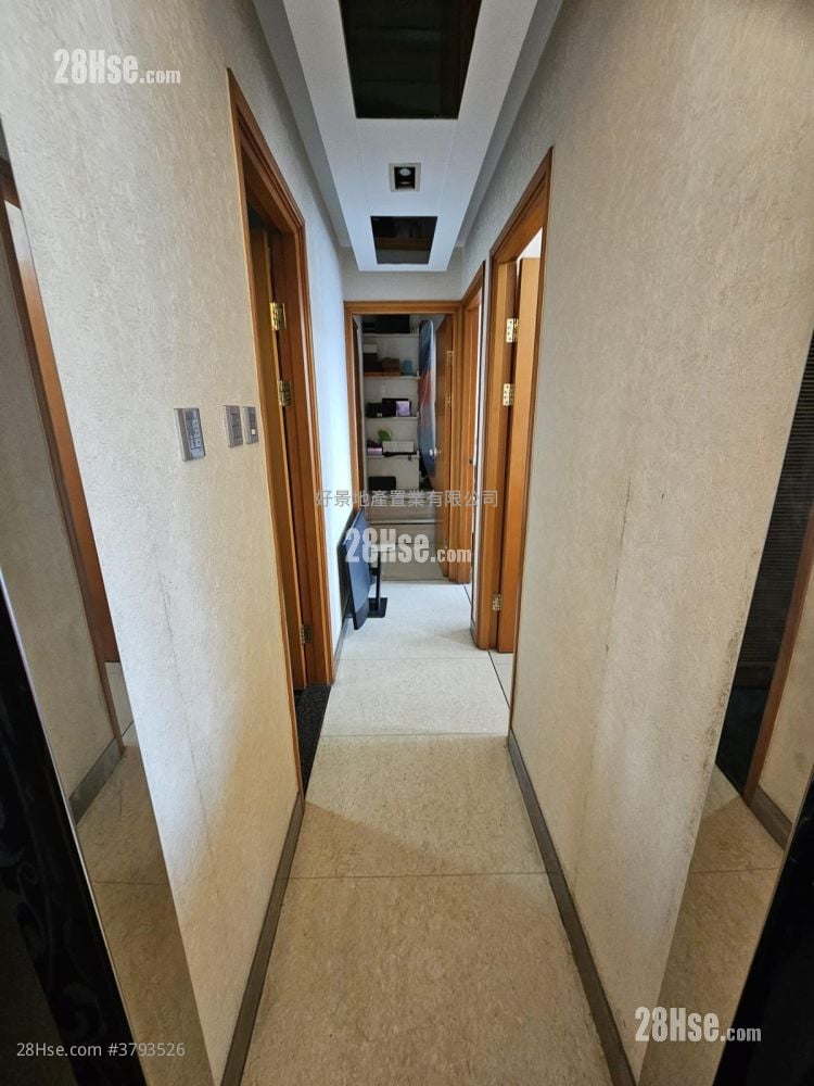 Vision City Sell 3 Bedrooms , 1 Bathroom 668 ft²