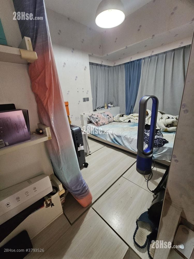 Vision City Sell 3 Bedrooms , 1 Bathroom 668 ft²