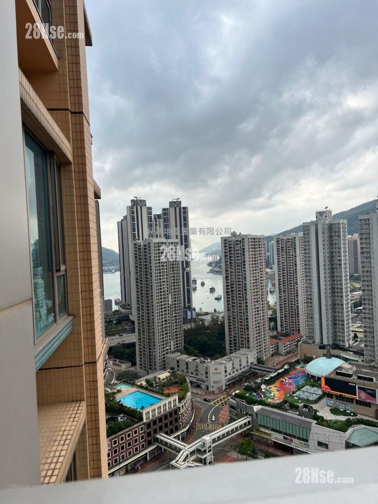 Vision City Sell 3 Bedrooms , 1 Bathroom 668 ft²