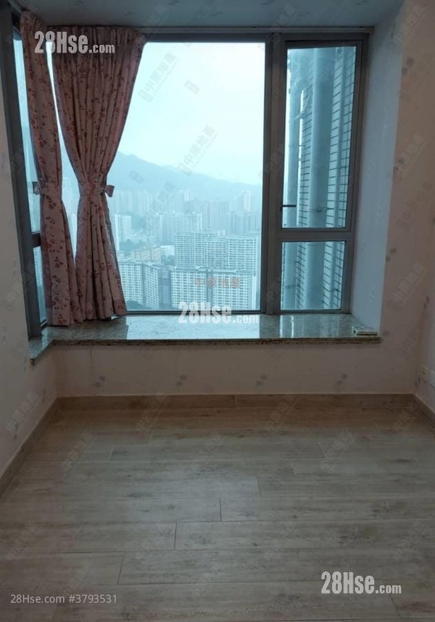 The Riverpark Sell 4 Bedrooms 1,168 ft²