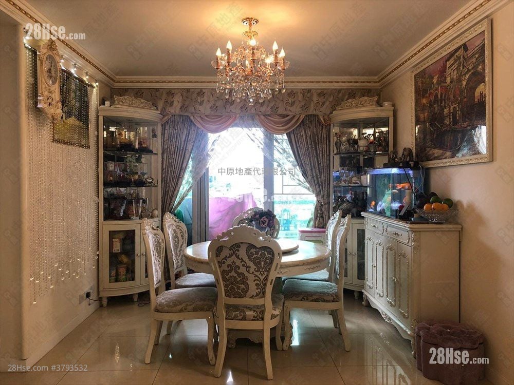 Vianni Cove Sell 5+ Bedrooms 857 ft²