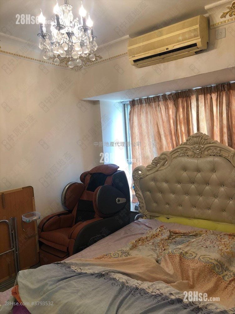 Vianni Cove Sell 5+ Bedrooms 857 ft²