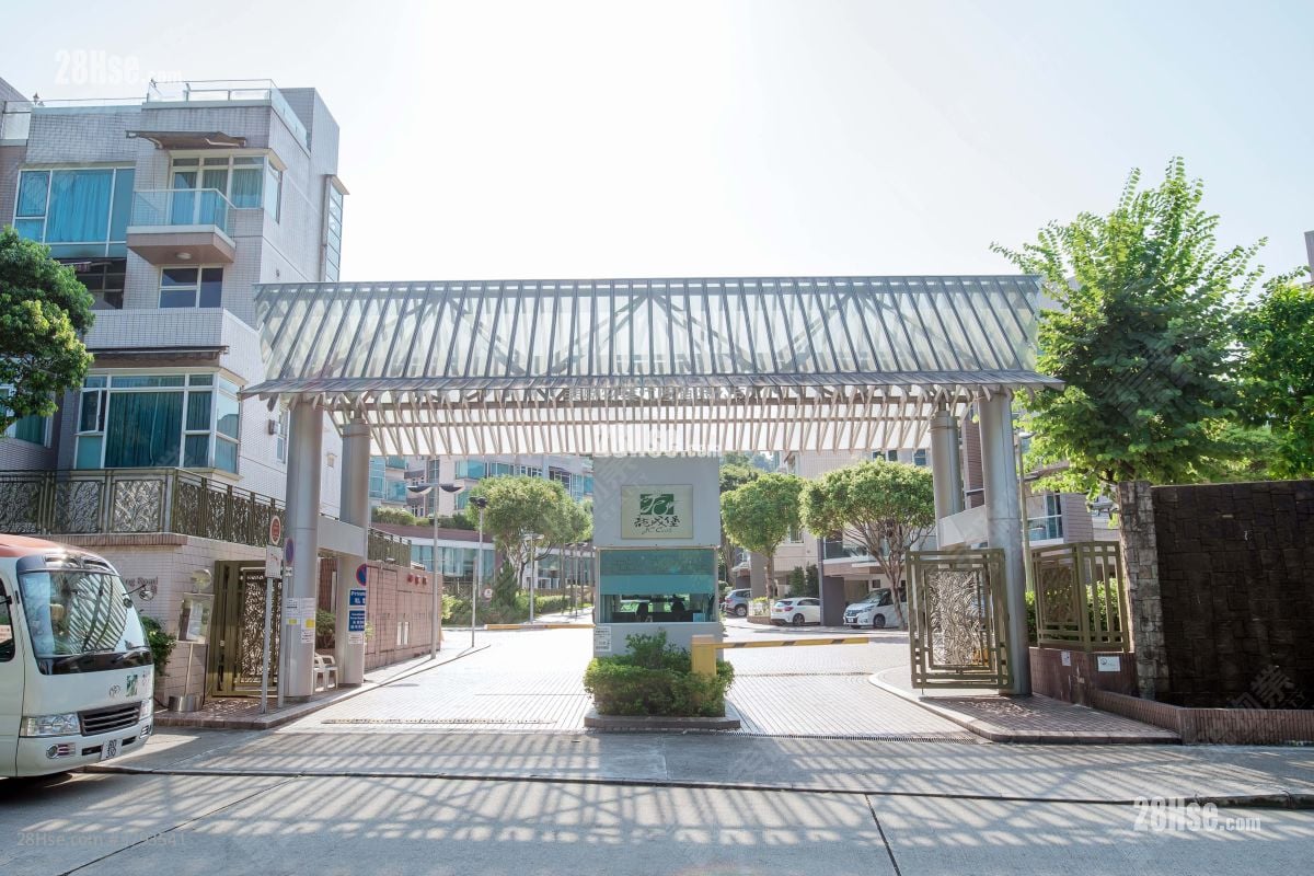 Jc Castle Sell 3 Bedrooms 930 ft²