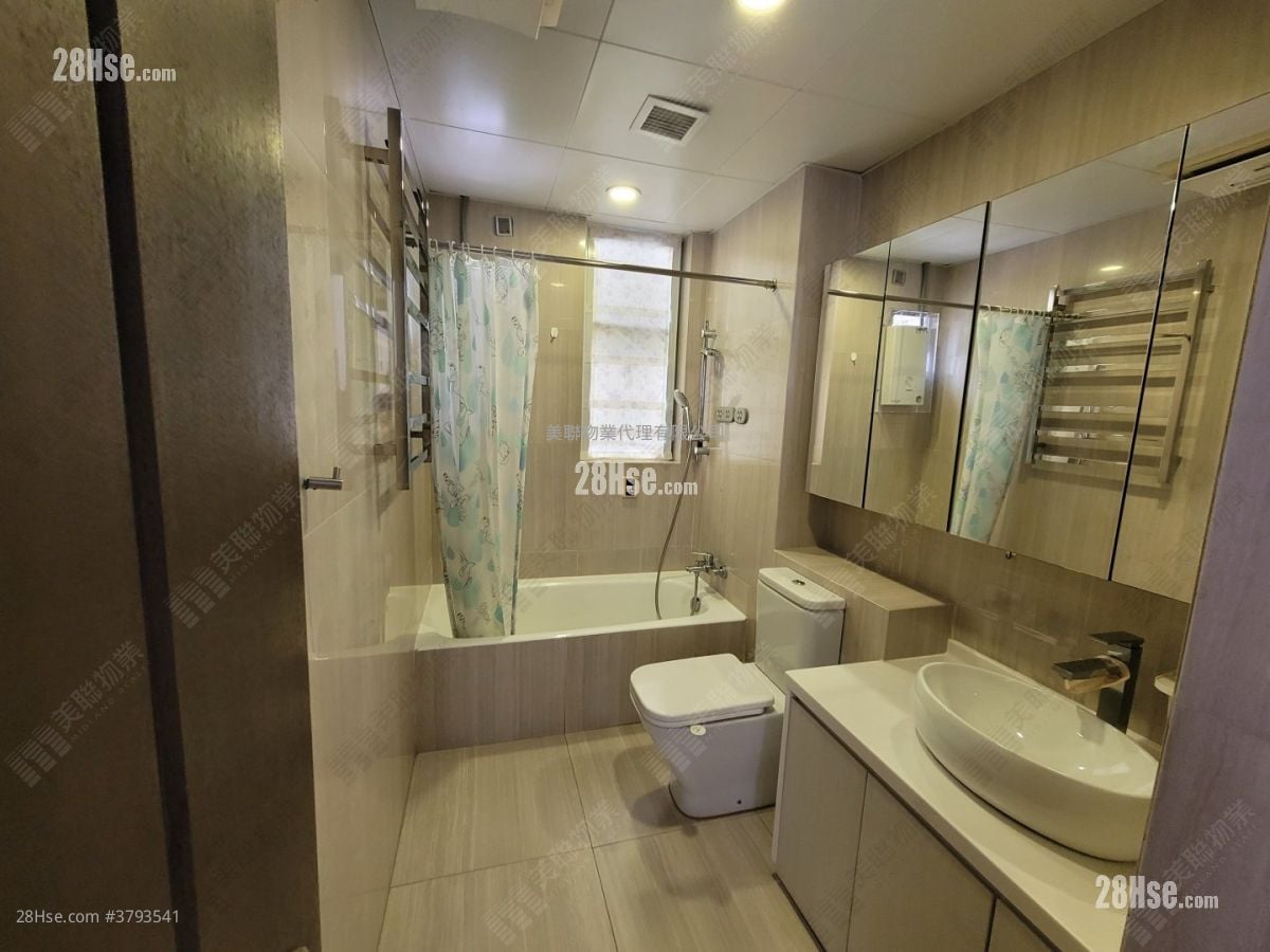 Jc Castle Sell 3 Bedrooms 930 ft²