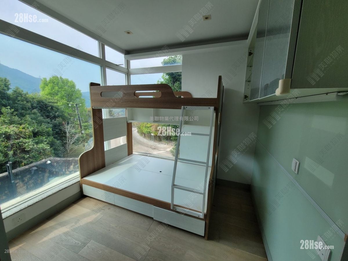 Jc Castle Sell 3 Bedrooms 930 ft²