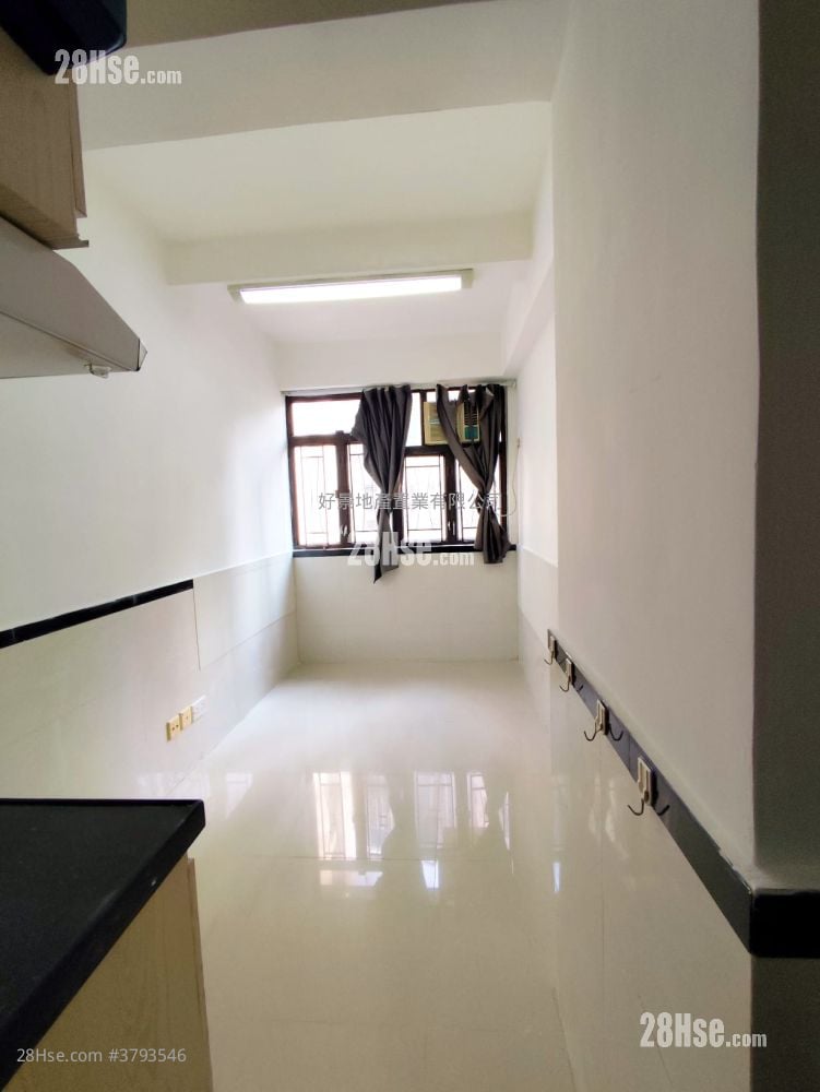 Kwong Yick Building Rental Studio , 1 Bathroom 110 ft²