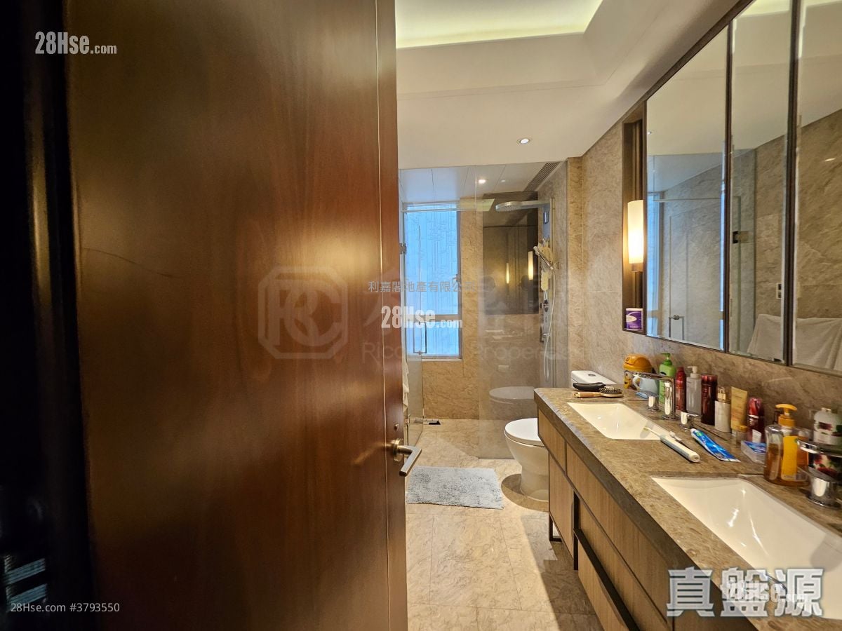 Paxton Sell 4 Bedrooms 1,664 ft²