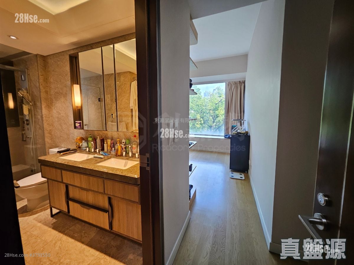 Paxton Sell 4 Bedrooms 1,664 ft²