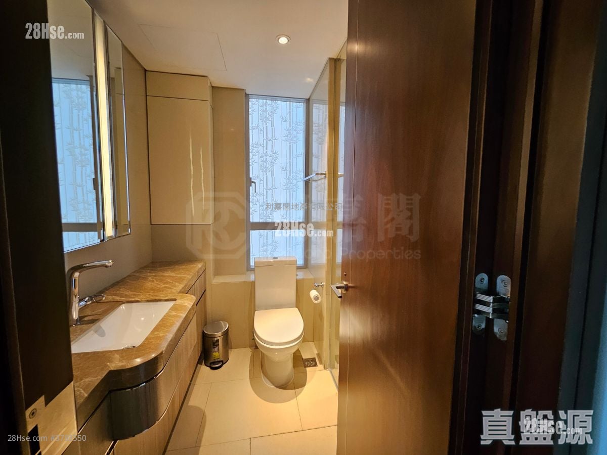 Paxton Sell 4 Bedrooms 1,664 ft²