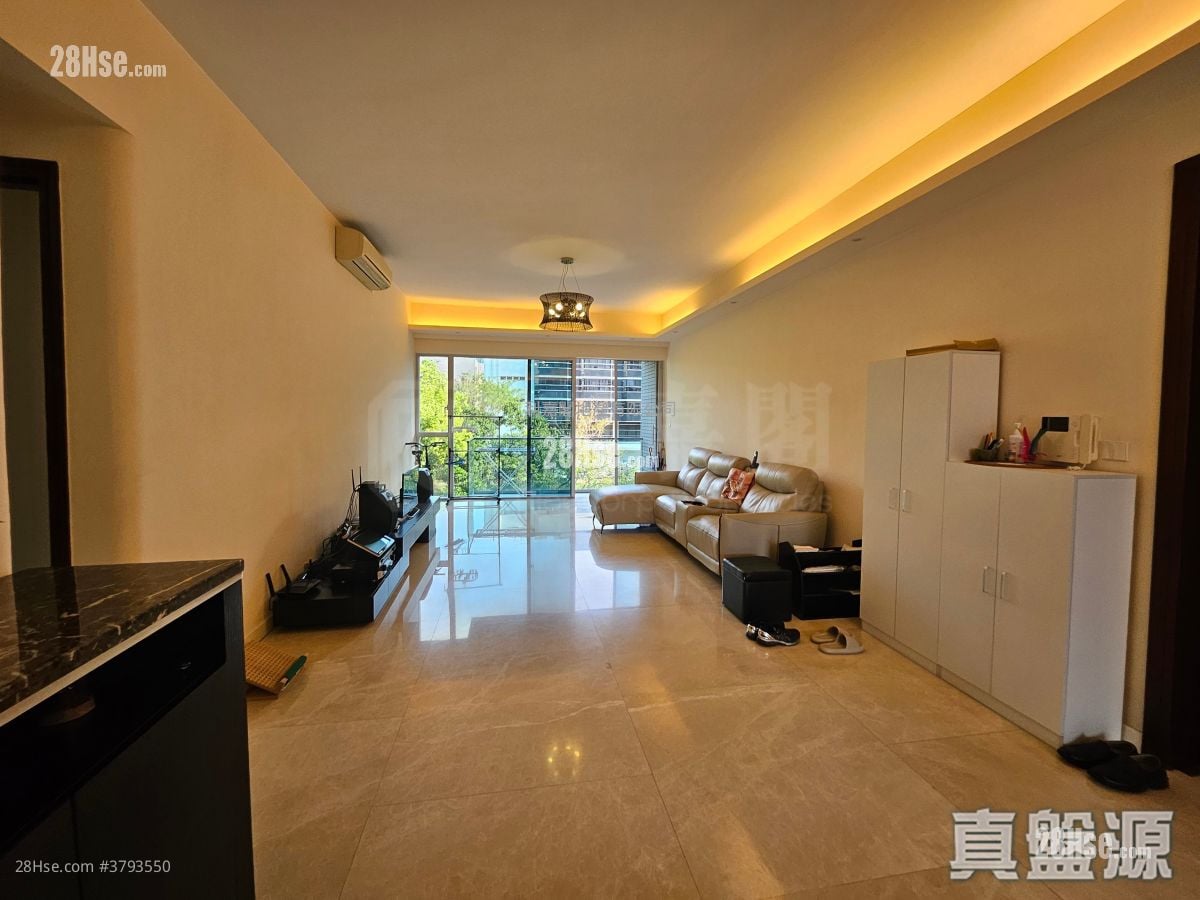 Paxton Sell 4 Bedrooms 1,664 ft²