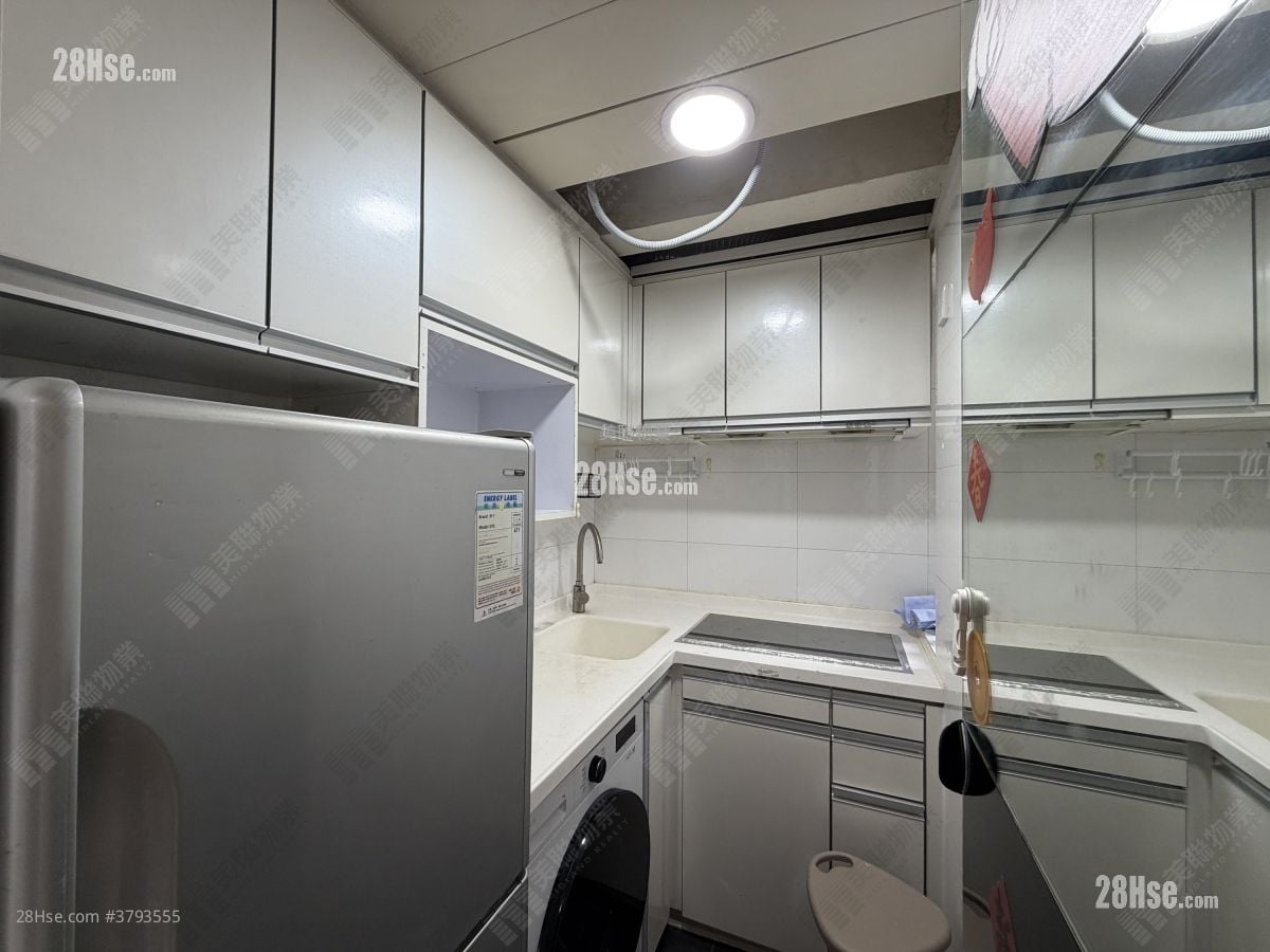 Shatin Centre Rental 310 ft²