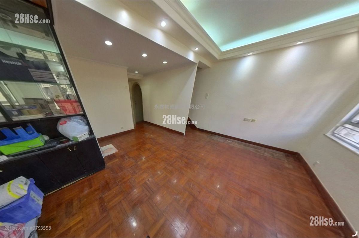 15 Grampian Road Sell 3 Bedrooms , 2 Bathrooms 836 ft²