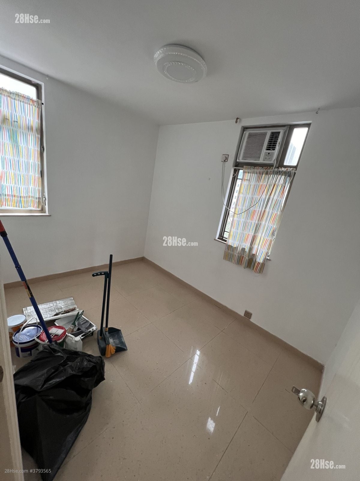 德福花园 租盘 2 房 , 1 浴室 556 平方尺