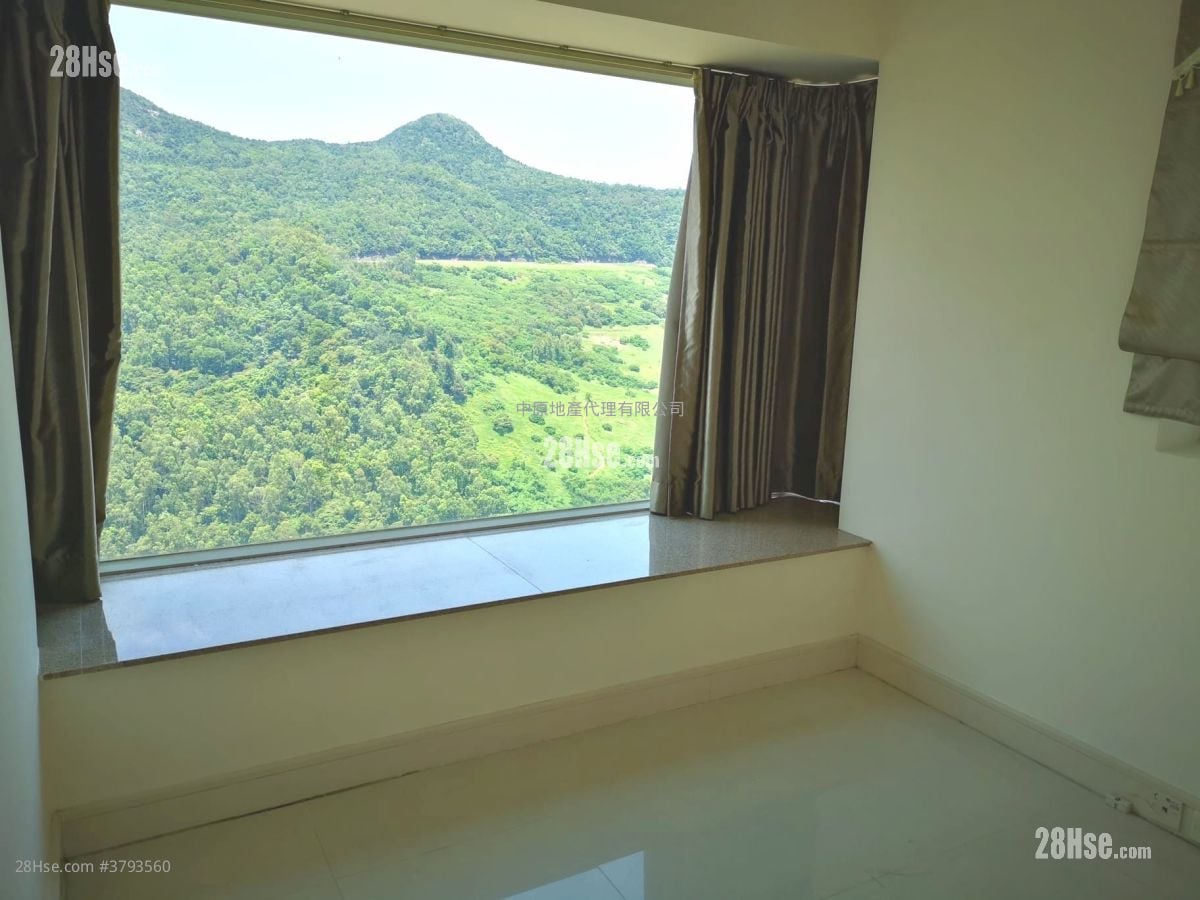 领都 售盘 4 房 , 3 浴室 972 平方尺