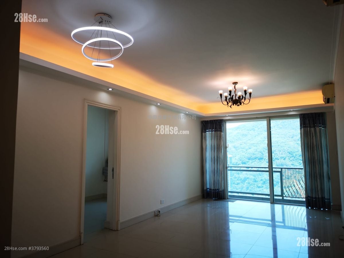 领都 售盘 4 房 , 3 浴室 972 平方尺