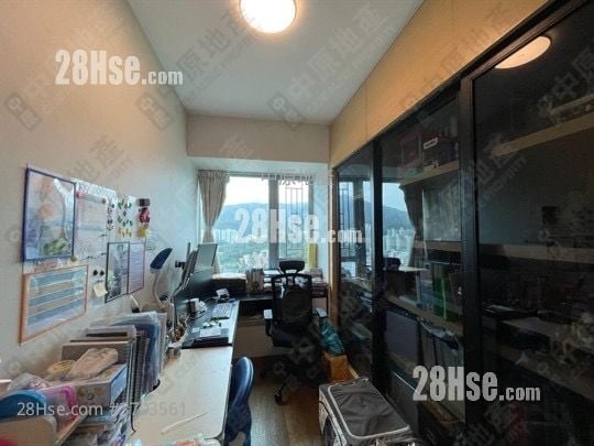 溱岸8号 售盘 4 房 1,398 平方尺