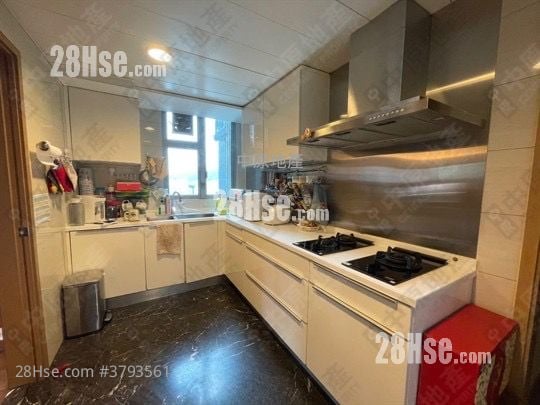 溱岸8号 售盘 4 房 1,398 平方尺