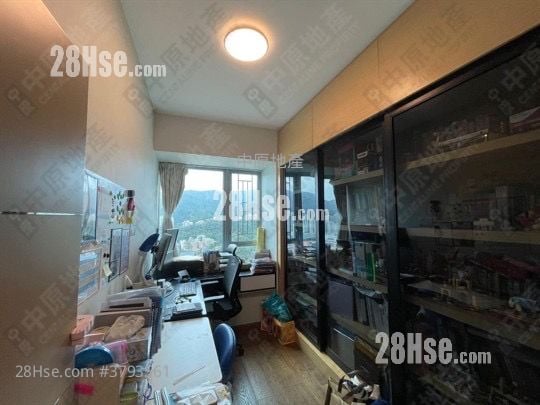 溱岸8号 售盘 4 房 1,398 平方尺