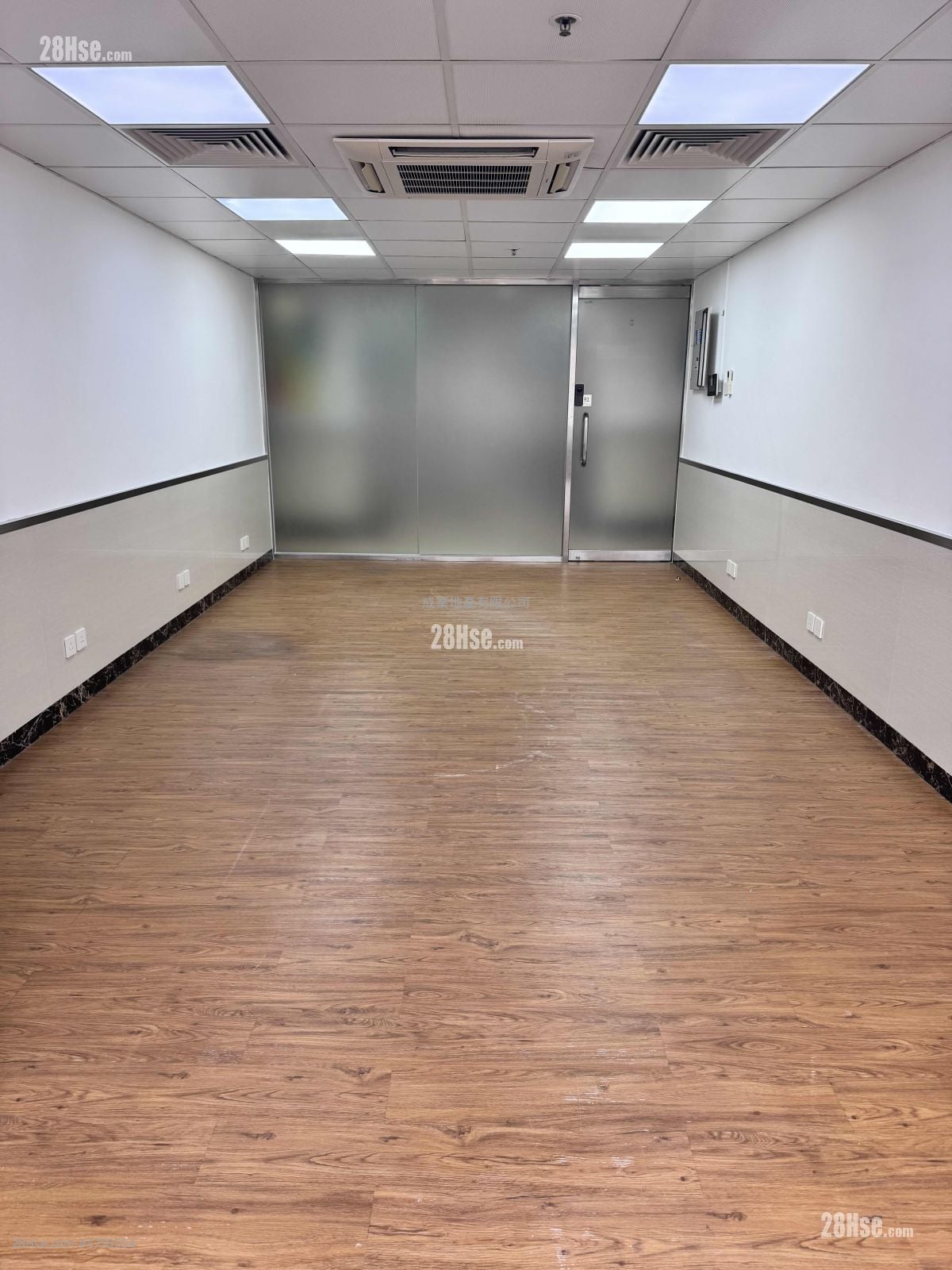 六合工业大厦 租盘