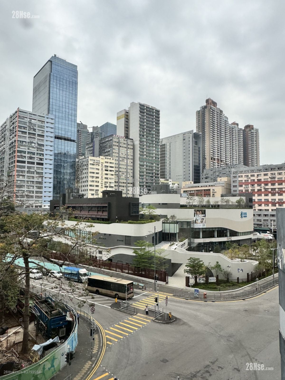 六合工业大厦 租盘