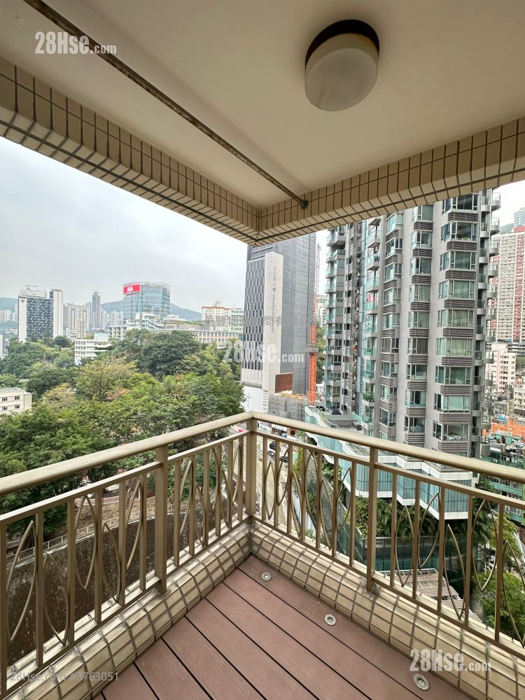 尚翘峰 售盘 3 房 , 2 浴室 604 平方尺