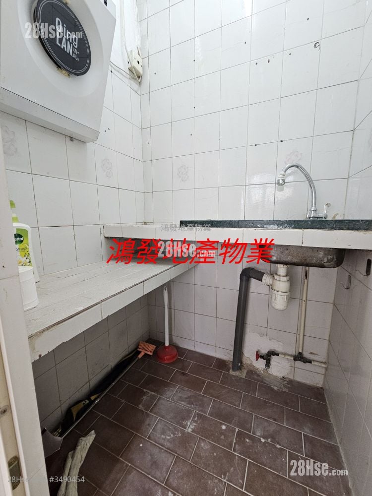 单幢楼房 售盘 1 房 720 平方尺