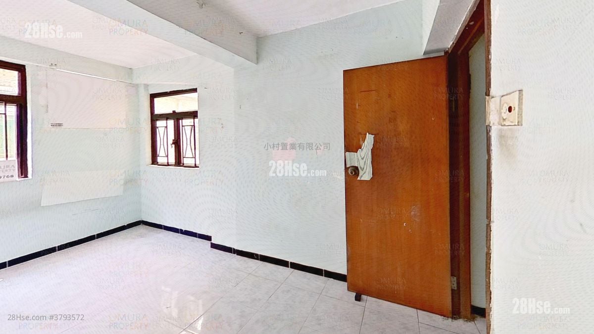 主人房: 东头围新村 售盘 2 房 , 1 浴室 431 平方尺