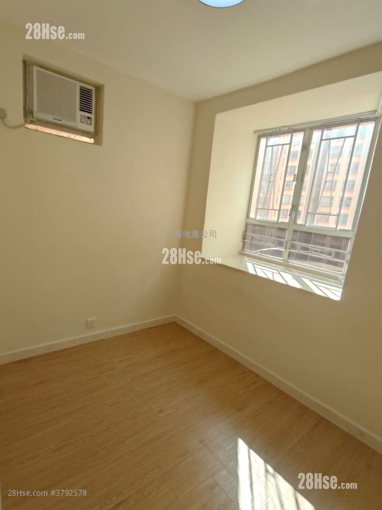 Amoy Gardens Rental 2 Bedrooms , 1 Bathroom 356 ft²