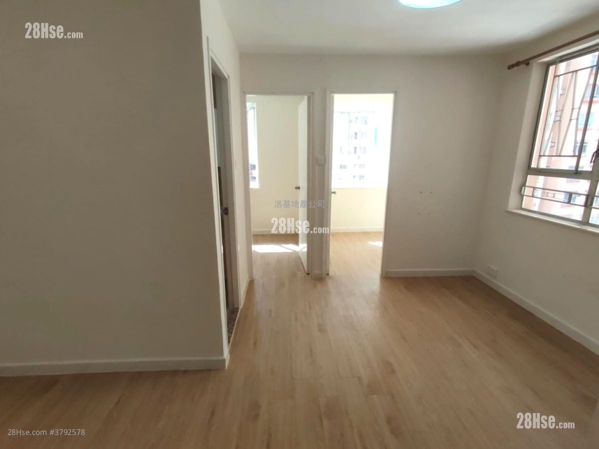 Amoy Gardens Rental 2 Bedrooms , 1 Bathroom 356 ft²