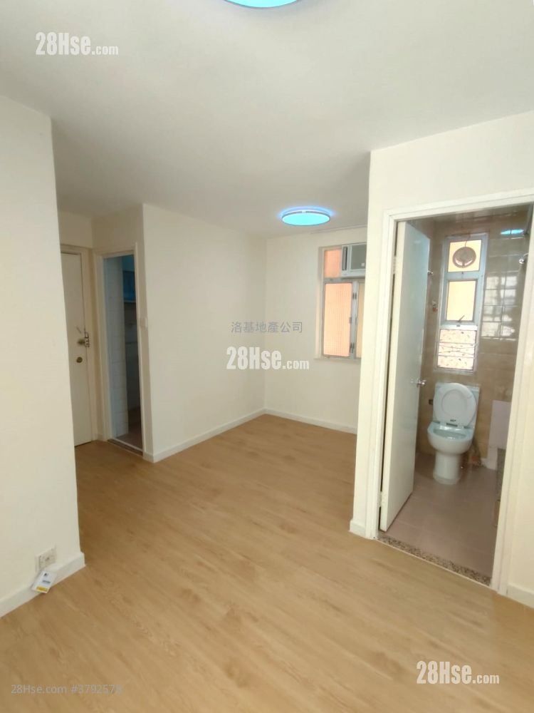 Amoy Gardens Rental 2 Bedrooms , 1 Bathroom 356 ft²