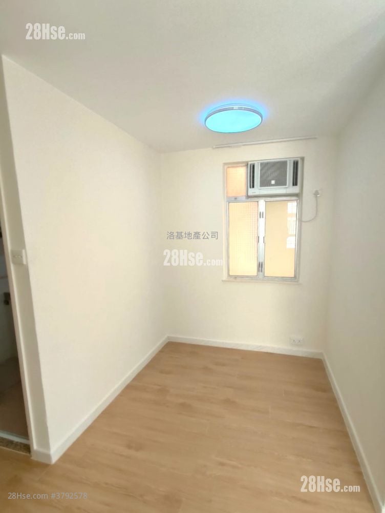 Amoy Gardens Rental 2 Bedrooms , 1 Bathroom 356 ft²