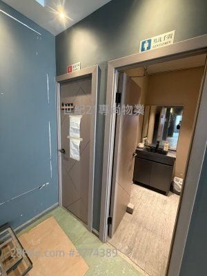 Ting Sun Plaza Rental 2 Bedrooms , 4 Toilets 3,600 ft²