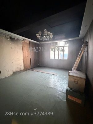 Ting Sun Plaza Rental 2 Bedrooms , 4 Toilets 3,600 ft²